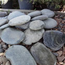 Галька природная САНЧИНСКАЯ черная купить в Нижнем Новгороде