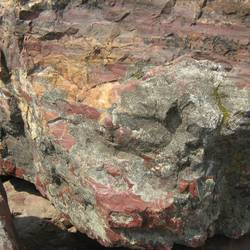 Глыба Яшма пейзажная купить в Нижнем Новгороде