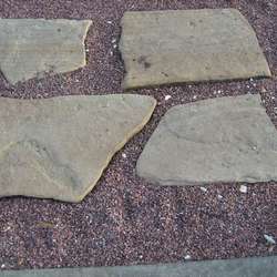 Плитняк РАДУГА из песчаника голтованный купить во Владимире