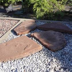 Плитняк РОСТОВСКИЙ из песчаника красный голтованный купить в Нижнем Новгороде