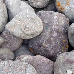 Валун КОНГЛАМЕРАТ розовый купить в Нижнем Новгороде